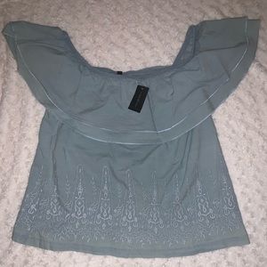 Lane Bryant cute blouse size 14/16. Can be worn off the shoulder (New with tag)